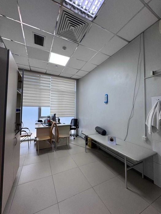 Свободное назначение,· 570 м²