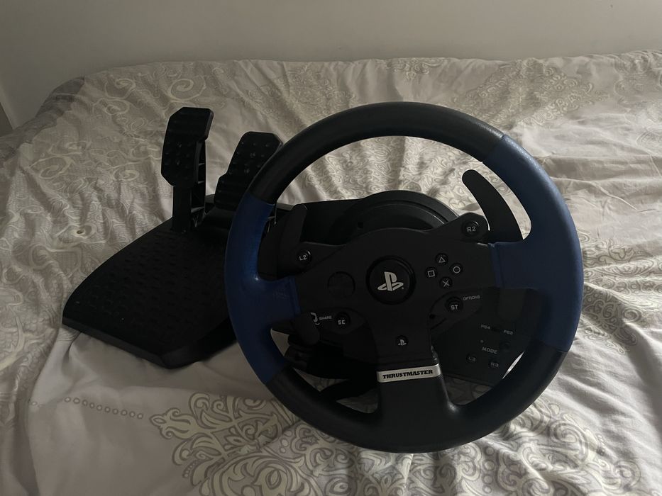 Thrustmaster  t150 in stare perfectă