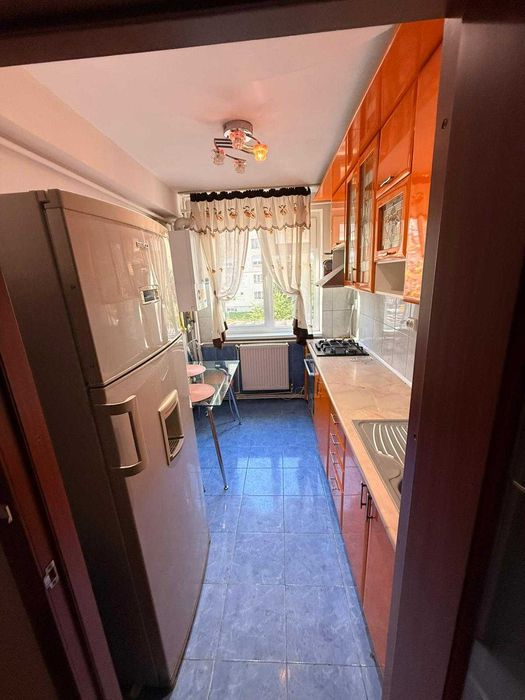 Apartament 2 camere de închiriat – Str. Mihai Viteazul, Piatra Neamț