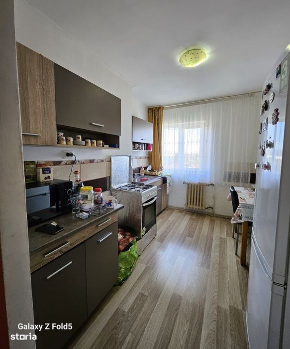 Apartament 2 camere – semidecomandat, Nufărul •