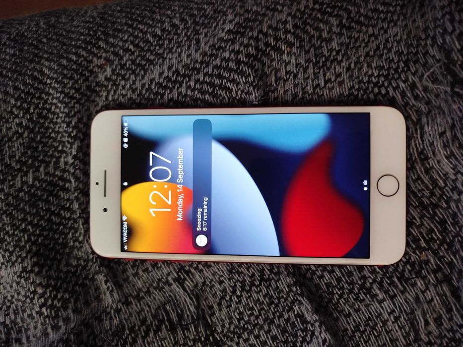 Телефон iphon 7+