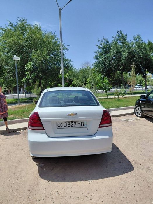 Nexia 3 srochna sotilad