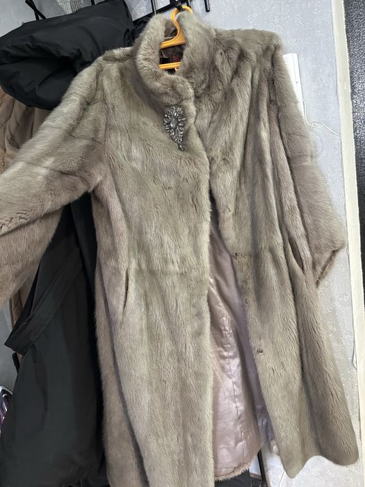 Продам б/у норковую шубу