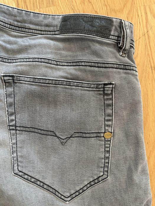 Къси дънкови панталони Calvin Klein и Diesel W36