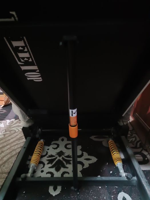 Беговой дорожка сотилади