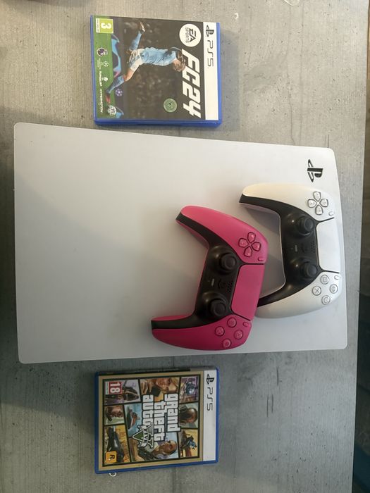 Playstation 5 Disc+ 2 controalere+2 jocuri