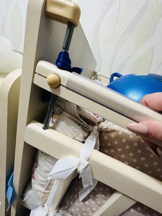 Кроватка-трансформер + пеленальный стол