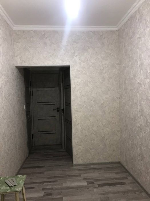 Srochna 2 xonali uy sotiladi