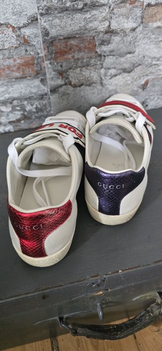 Gucci кожа оригинални!