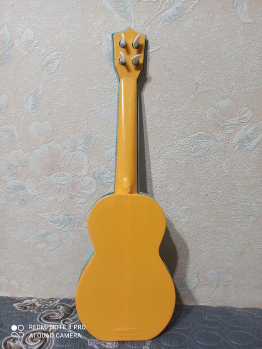 Разные советские игрушки.