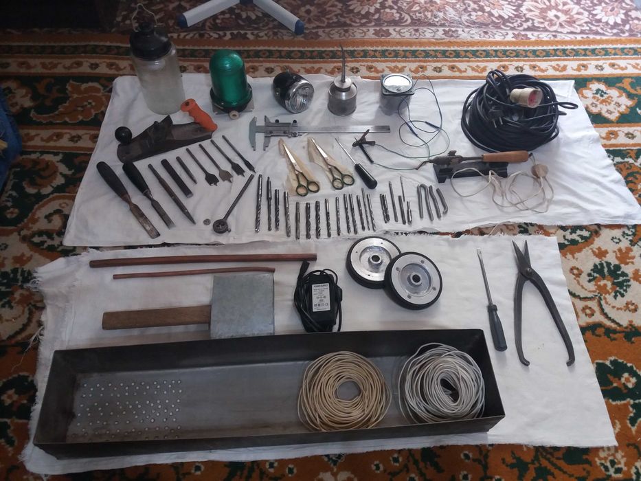 Инструменты советские. Всё своё.