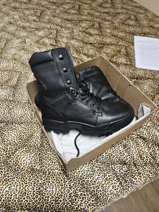 Продавам полицейски кубинки и боти