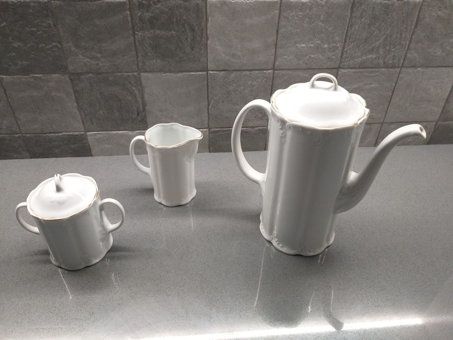 Ceainic si accesorii din ceramica