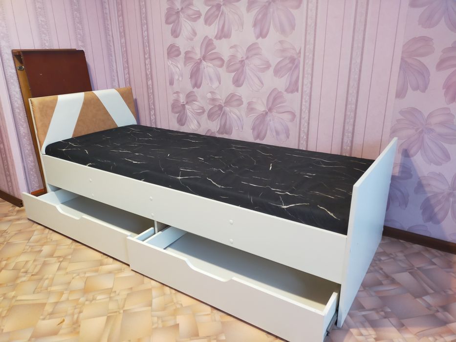 Продам две кровати