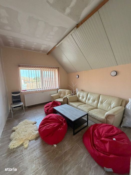 Casă cu 2 corpuri 475,5 mp Codlea