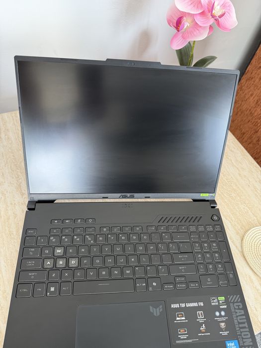 Laptop Gaming Asus F16 RTX4050/16 GB RAM/I5/DDR5/144 Hz