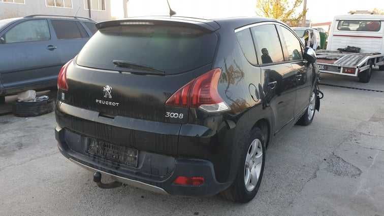 Dezmembrez peugeot 3008 Hybrid 2.0 hdi RH02 200 cai din 2015 156.000