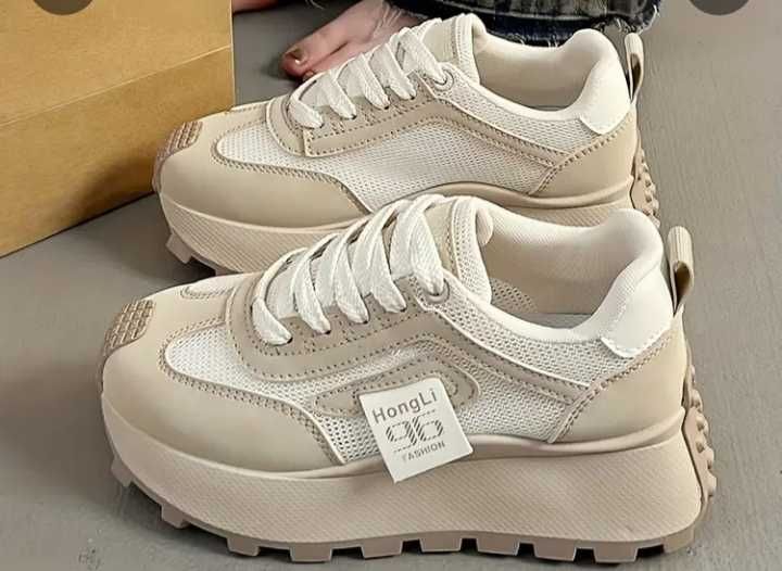 Классные кросовки спортивные