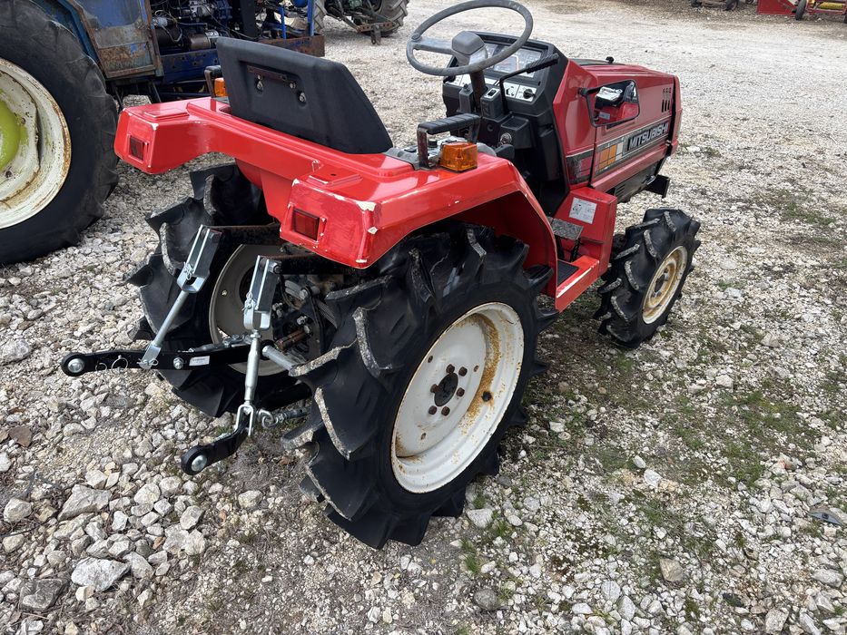 Tractor mitsubishi 18 cp 4x4