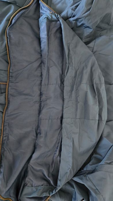 Продам фирменную ветровку