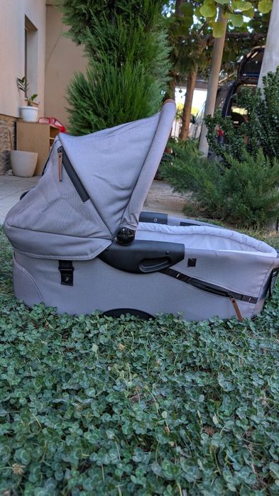 Бебешка количка Mutsy Evo Urban с два коша