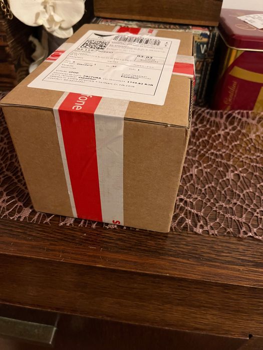 Vînd Samsung A 26 128 GB sigilat 6 GB RAM