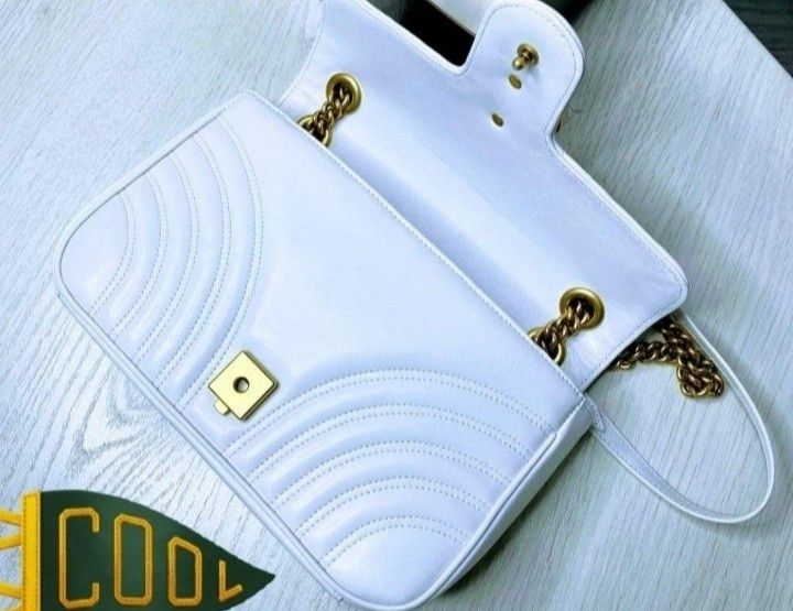 Geanta damă model Marmont,,logo metalic auriu mat, saculet, etichetă