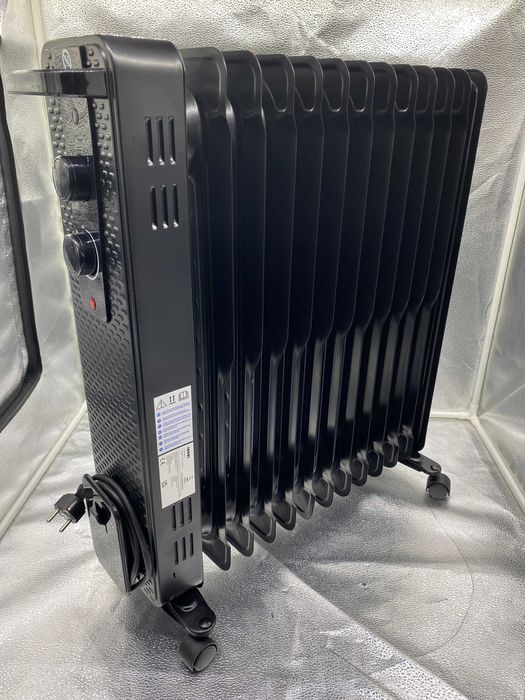 Calorifer electric cu ulei 13 elementi 3000W negru puternic