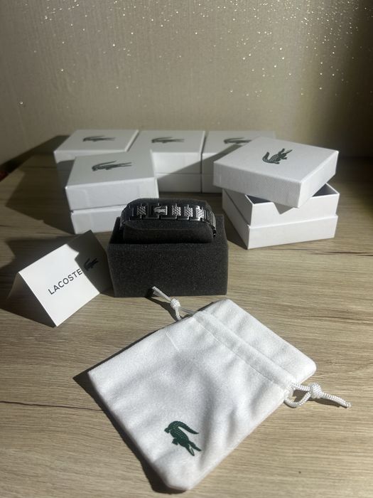 Гривна Lacoste Metropole