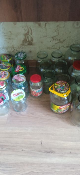 Продам банки разные.