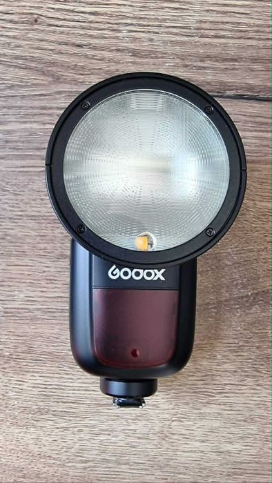 Godox V1S Blit TTL Sony ,varianta kit