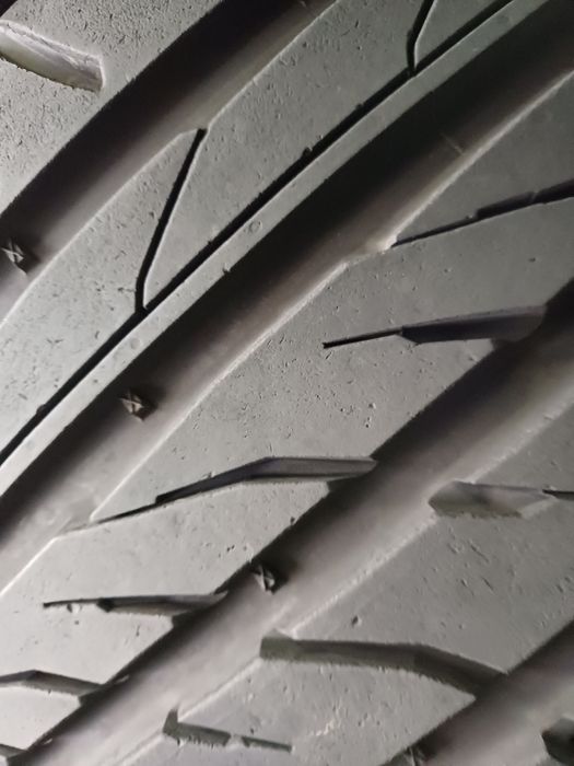 Гуми 235/40/18със255/35/18 Матадор