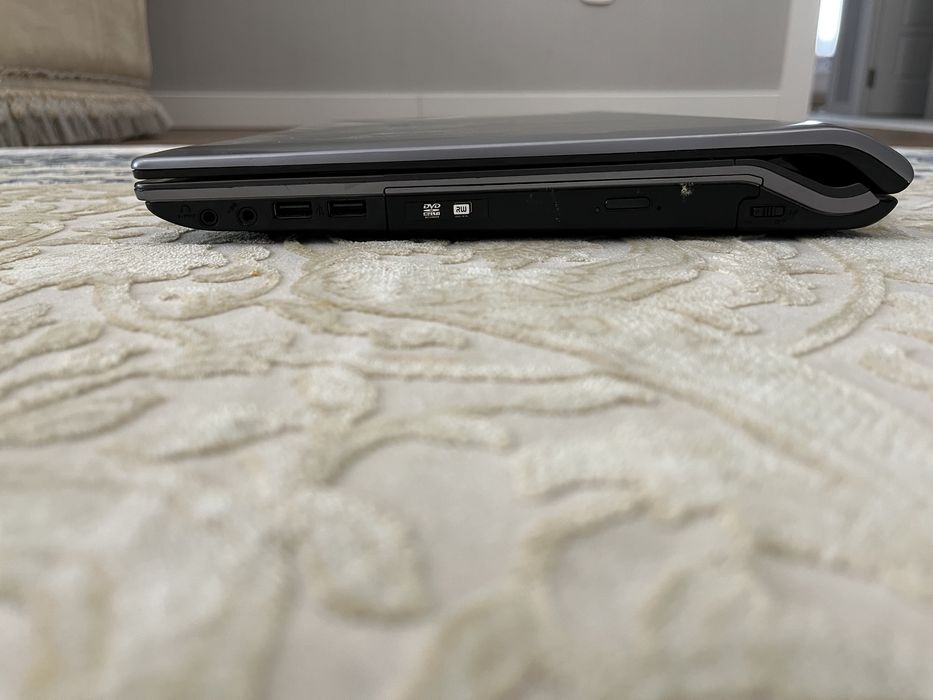 Компьютер ASUS