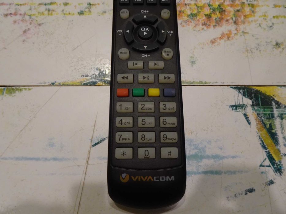 Дистанционни на ВИВАКОМ и БУЛСАТКОМ, работещи, без включени батерии