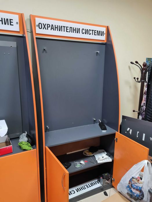 Стелаж, шкаф,рафтове