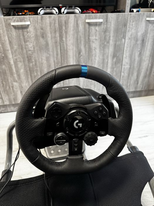 Volan logitech g923 + scaun cockpit playseat challenge x