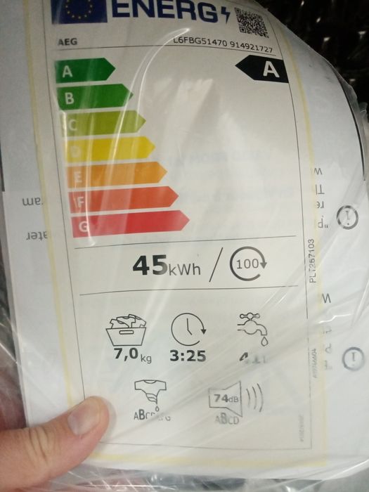 Mașina de spălat rufe Aeg seria 6000 noua