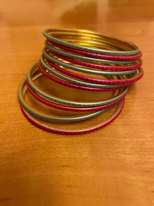 Бижутерия - серьги, браслеты, бусы (H&M, LOFT и др. бренды)