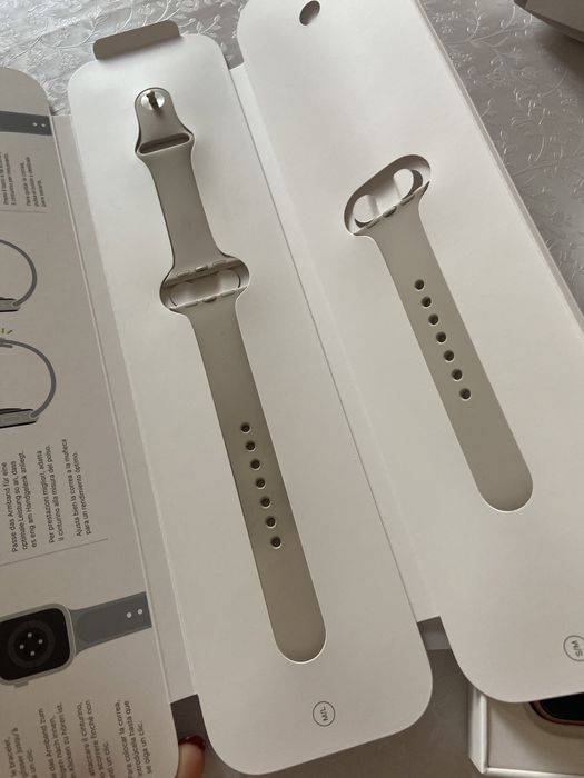 apple watch se 40 mm золотистый