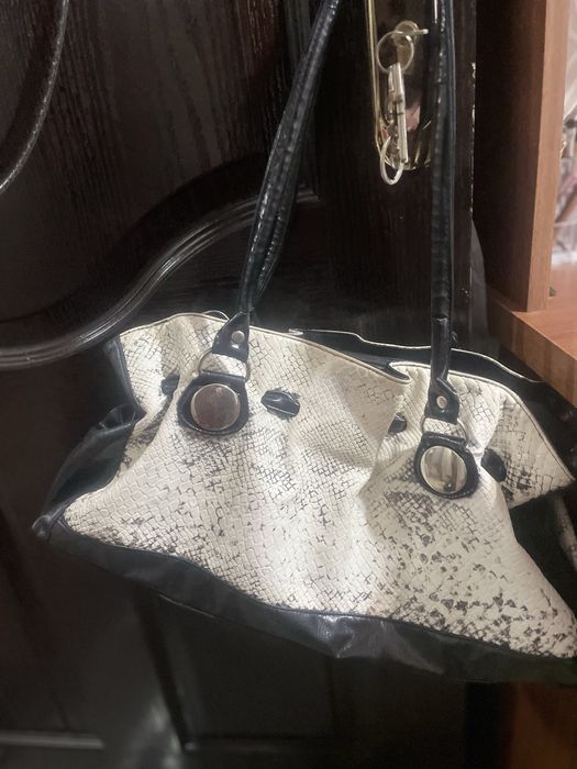 Сумки распродажа в хорошем состоянии б/у