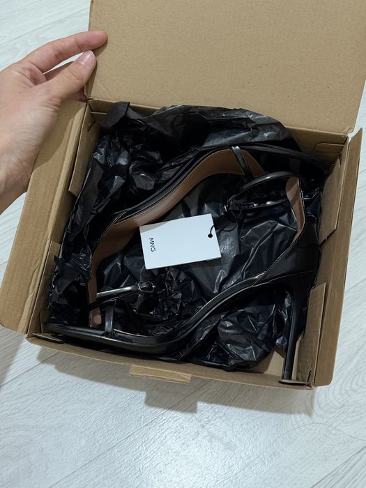 Туфли от Mango (38р)