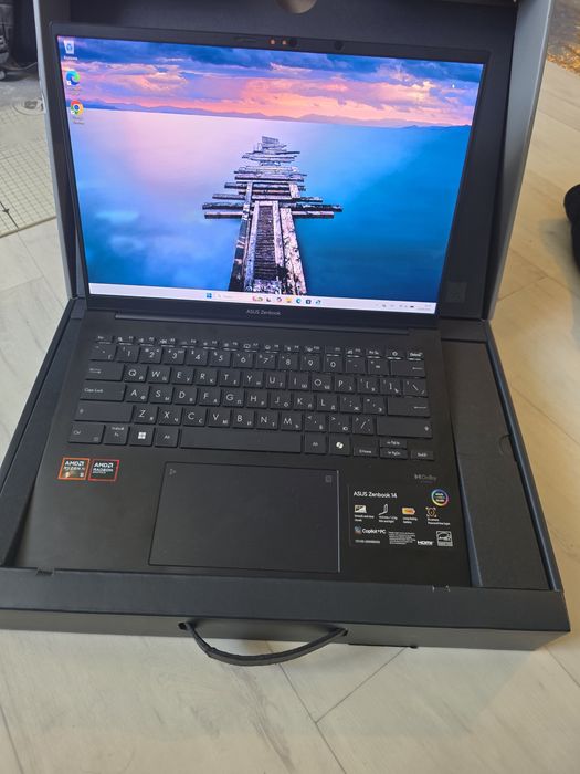 Продам ультрабук ASUS Zenbook 14 OLED AMD