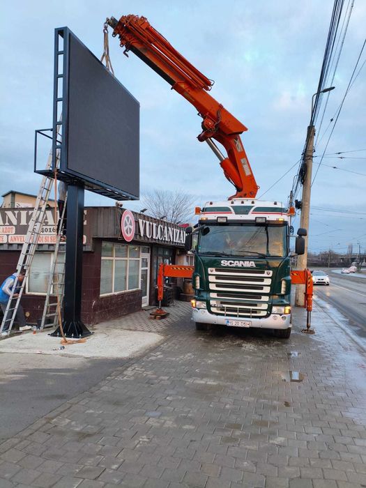Servicii transport marfuri generale, camion cu macara