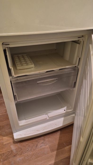Продам холодильник полностью рабочий
