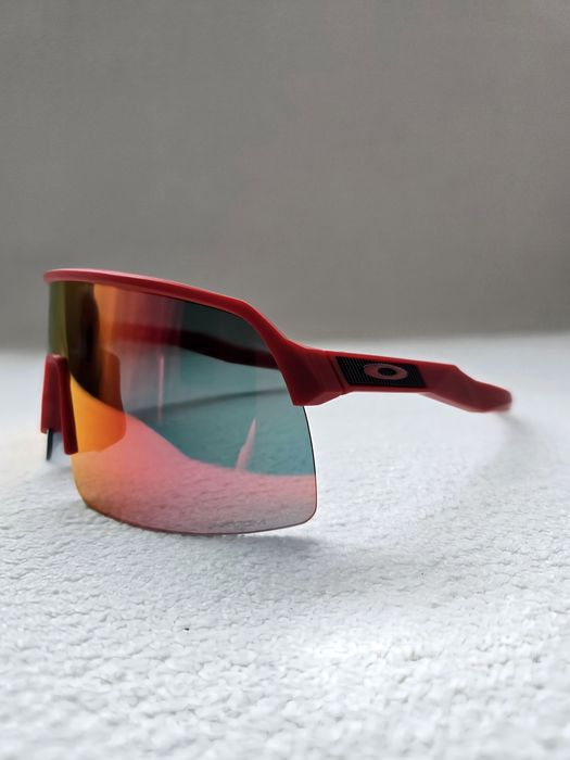 Слънчеви очила Oakley Sutro Lite