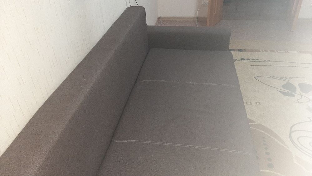 Продам  Диван хороший