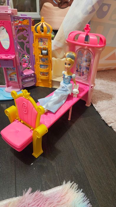 2 комплекта Barbie + 2 кукли