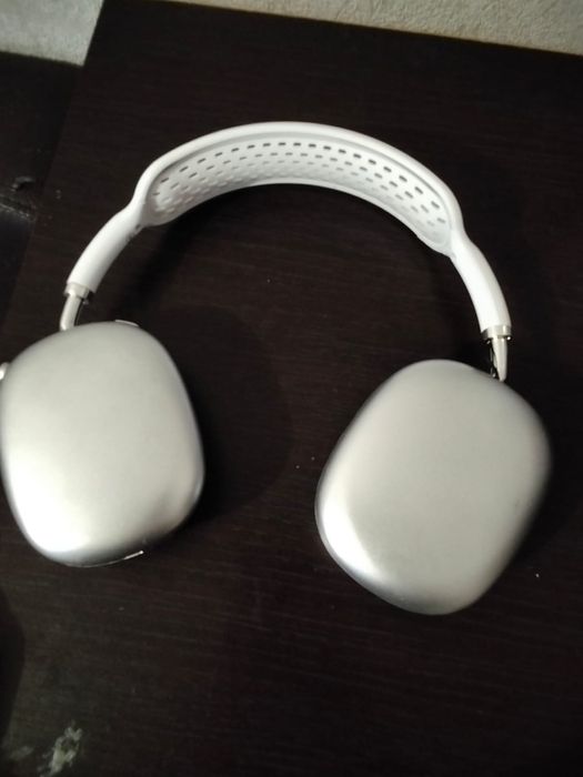 наушники продаётся