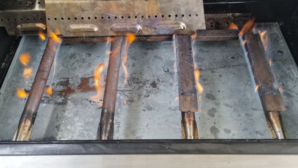Grătar Gaz GrillMeister 4+1 arzătoare (include Husă TopCrown) - functional
