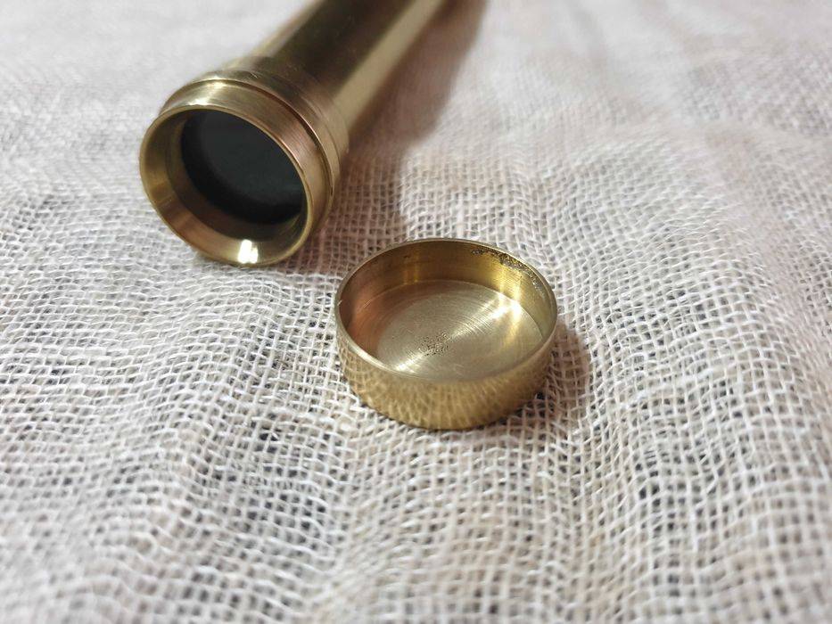 Бронзов далекоглед и Бронзови  камбани  ,звънци  с ръкохватка- 2 броя